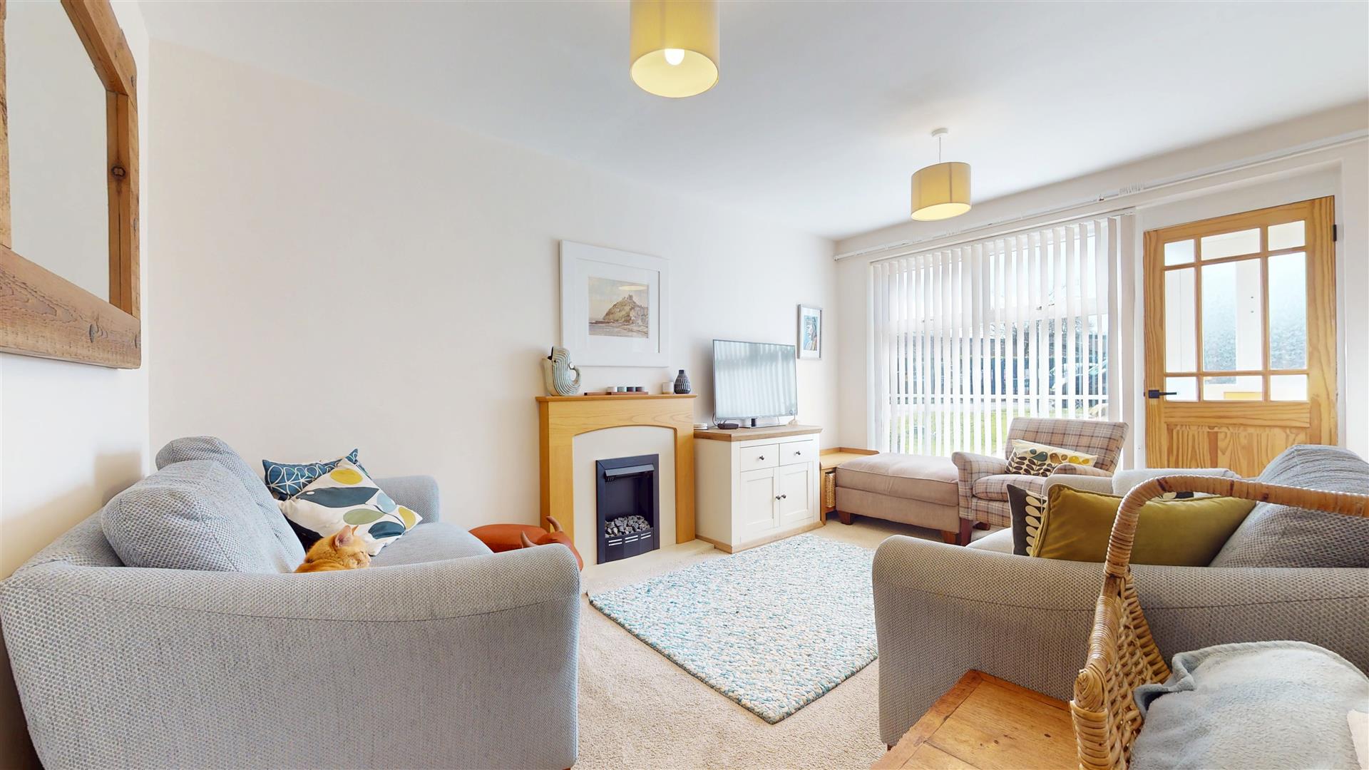 4 bed property in Westbury Lane, Newport Pagnell